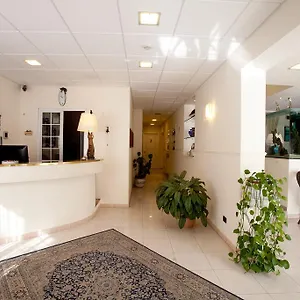 Il Gatto 3*, Rapallo Italia