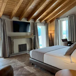 Al Molo 5 - Front Herberg Oliveto Lario